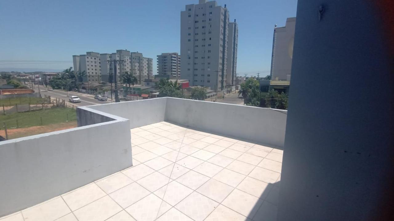 Sobrado Com Terraco E Area De Churrasqueira. 托雷斯 外观 照片