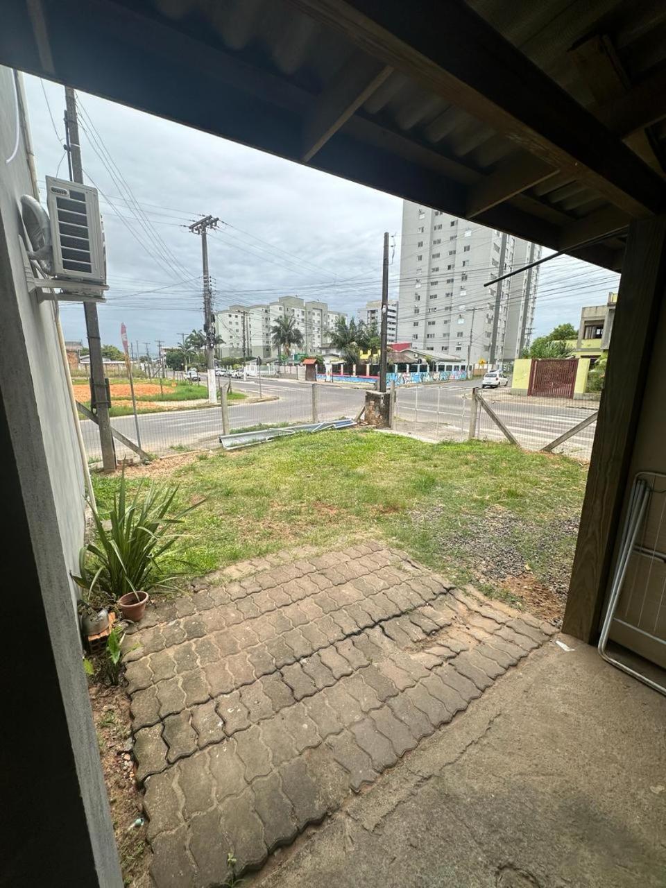 Sobrado Com Terraco E Area De Churrasqueira. 托雷斯 外观 照片